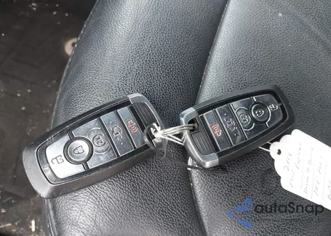 2018 Ford Explorer Xlt z USA, uszkodzony, nr VIN 1FM5K8D82JGC82886